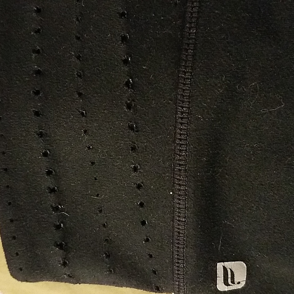 Fabletics Leggings Size Large - image 8